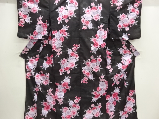 JAPANESE KIMONO / YAEZAKURA PATTERN YUKATA